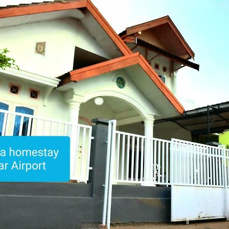 Almira Homestay Near Airport Jambi Bagian luar foto