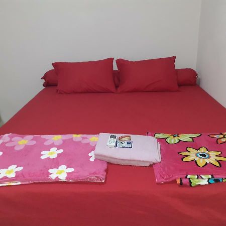 Almira Homestay Near Airport Jambi Bagian luar foto