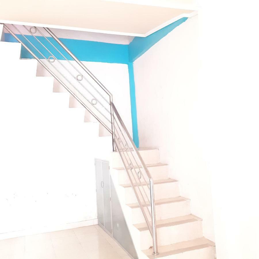 Almira Homestay Near Airport Jambi Bagian luar foto
