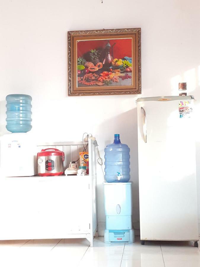 Almira Homestay Near Airport Jambi Bagian luar foto